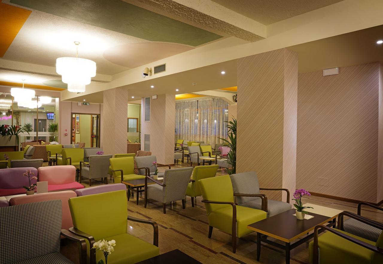 Hotel La Perla - Bike Hotel Garda  Ngoại thất bức ảnh