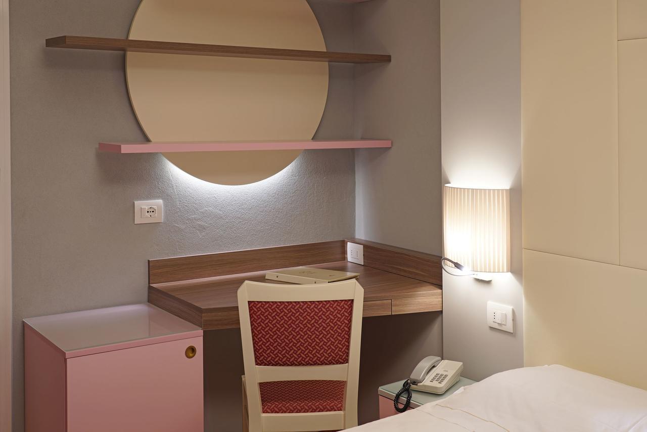 Hotel La Perla - Bike Hotel Garda  Ngoại thất bức ảnh